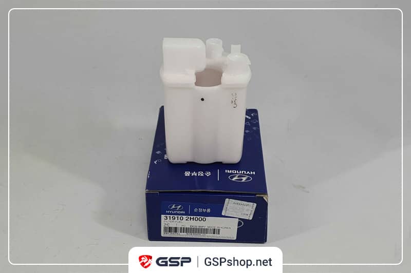 نحوه دسترسی به صافی بنزین (مدل مونتاژی ۲۰۱۴–۲۰۱۸)